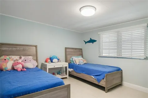 205 Humpty Dumpty Drive Key Largo FL 33037