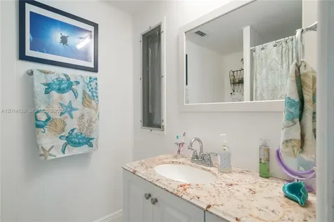 205 Humpty Dumpty Drive Key Largo FL 33037