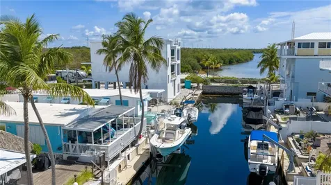 205 Humpty Dumpty Drive Key Largo FL 33037