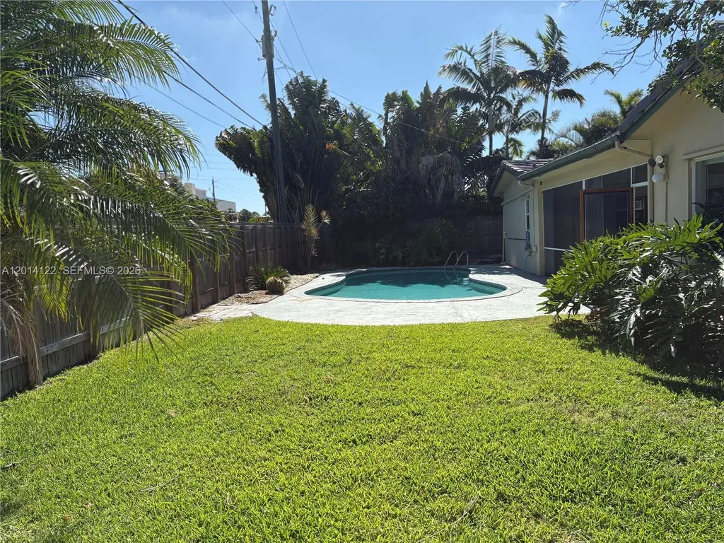 941 NW 7th Street Boca Raton FL 33486