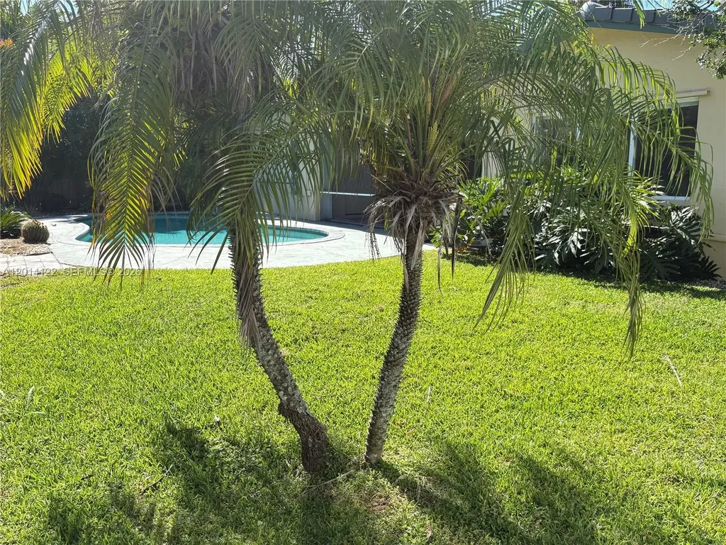941 NW 7th Street Boca Raton FL 33486