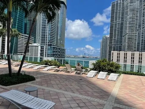 31 SE 5th Street Miami FL 33131