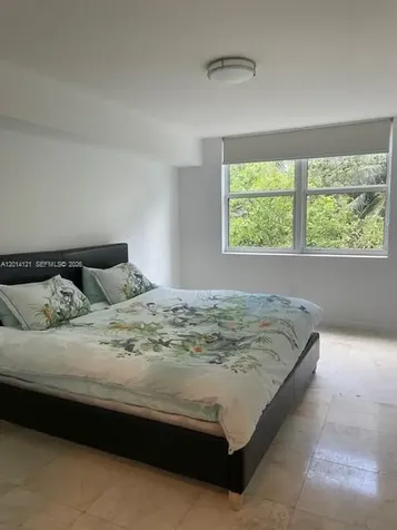 31 SE 5th Street Miami FL 33131