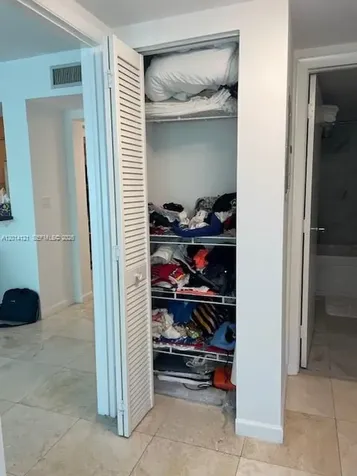 31 SE 5th Street Miami FL 33131
