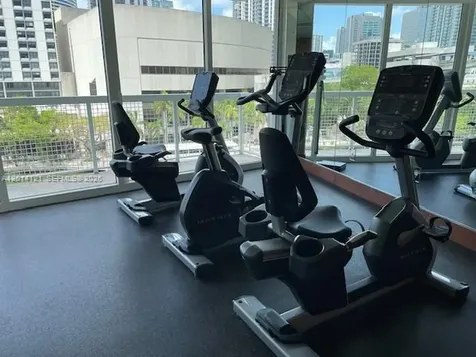 31 SE 5th Street Miami FL 33131