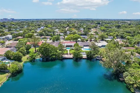 19805 NE 22nd Avenue Miami FL 33180