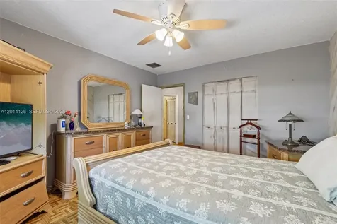 19805 NE 22nd Avenue Miami FL 33180