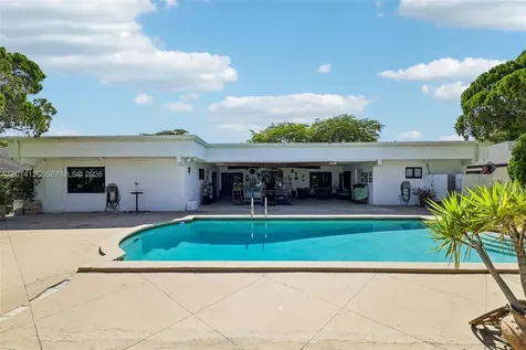 19805 NE 22nd Avenue Miami FL 33180