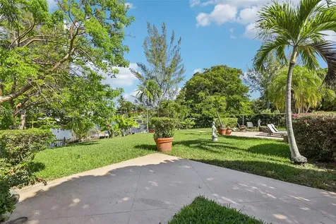 19805 NE 22nd Avenue Miami FL 33180