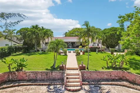 19805 NE 22nd Avenue Miami FL 33180