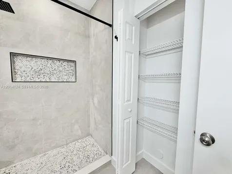 3670 NW 91st Lane Sunrise FL 33351