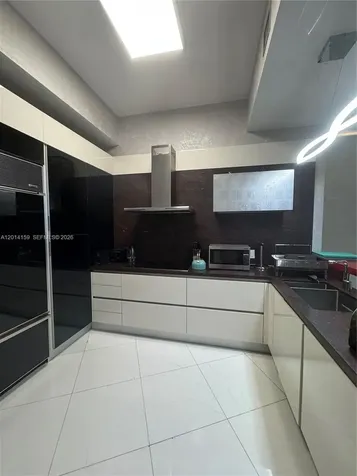 15901 Collins Avenue Sunny Isles Beach FL 33160