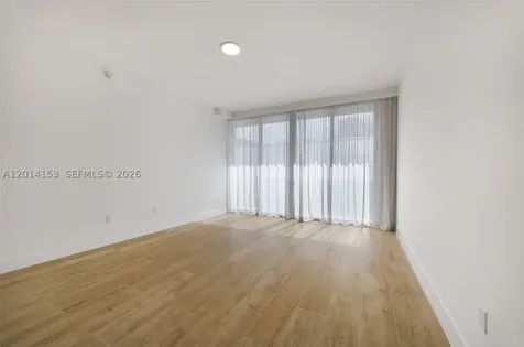 3034 Oak Avenue Miami FL 33133