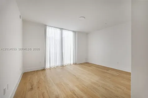 3034 Oak Avenue Miami FL 33133