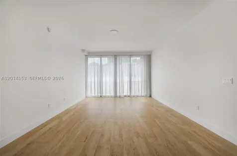 3034 Oak Avenue Miami FL 33133