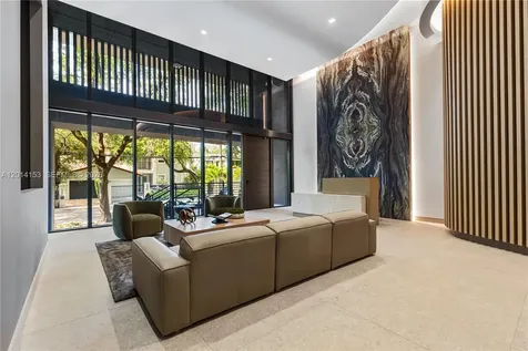 3034 Oak Avenue Miami FL 33133