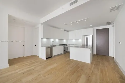 3034 Oak Avenue Miami FL 33133