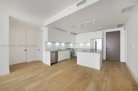 3034 Oak Avenue Miami FL 33133
