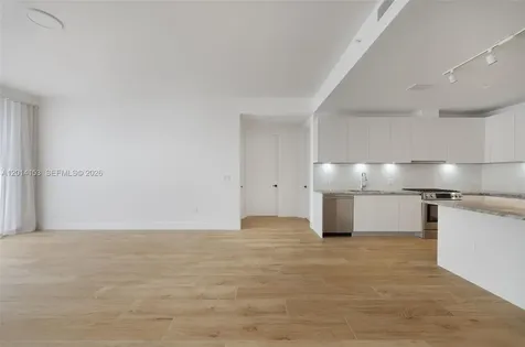 3034 Oak Avenue Miami FL 33133
