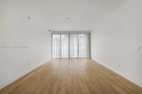 3034 Oak Avenue Miami FL 33133