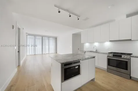 3034 Oak Avenue Miami FL 33133
