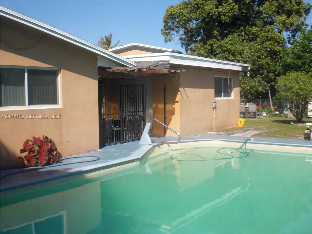 6270 NW 18th Street Sunrise FL 33313