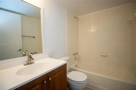 9491 S Palm Circle S Pembroke Pines FL 33025