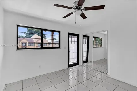 5375 W 23rd Court Hialeah FL 33016