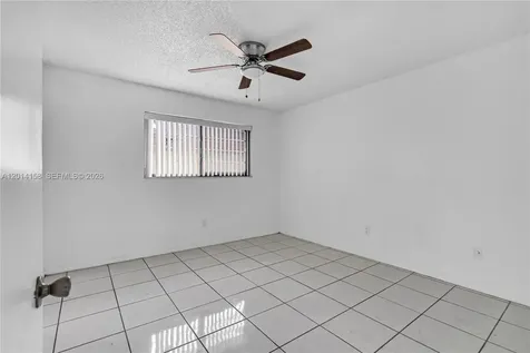5375 W 23rd Court Hialeah FL 33016
