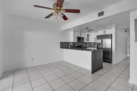 5375 W 23rd Court Hialeah FL 33016