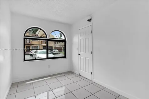 5375 W 23rd Court Hialeah FL 33016