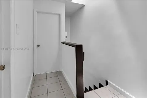 5375 W 23rd Court Hialeah FL 33016