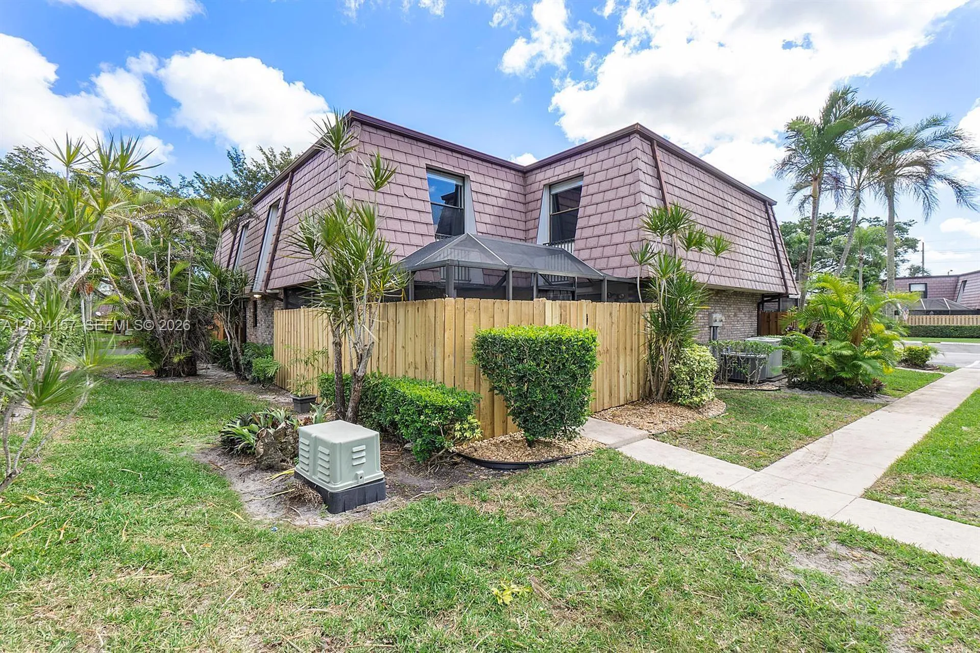 7744 W Courtyard Run W Boca Raton FL 33433