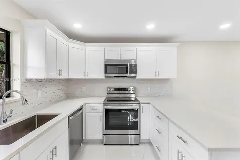 7744 W Courtyard Run W Boca Raton FL 33433