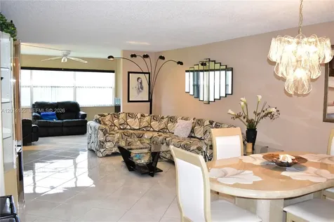 9541 Sunrise Lakes Boulevard Sunrise FL 33322