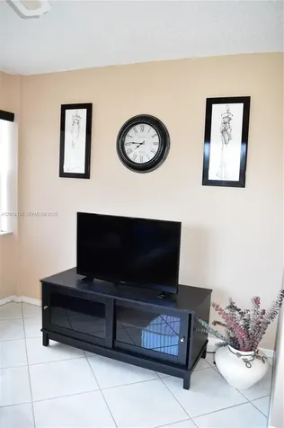 9541 Sunrise Lakes Boulevard Sunrise FL 33322