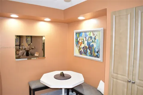 9541 Sunrise Lakes Boulevard Sunrise FL 33322