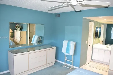 9541 Sunrise Lakes Boulevard Sunrise FL 33322