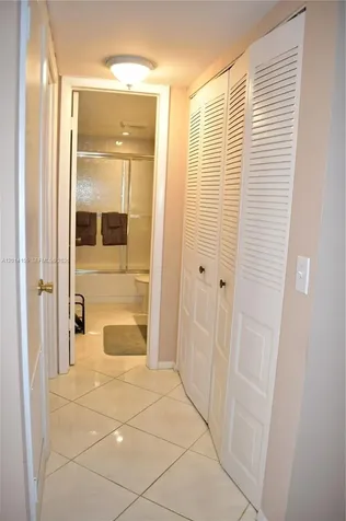 9541 Sunrise Lakes Boulevard Sunrise FL 33322
