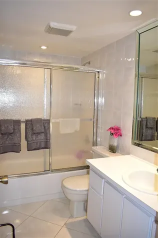9541 Sunrise Lakes Boulevard Sunrise FL 33322