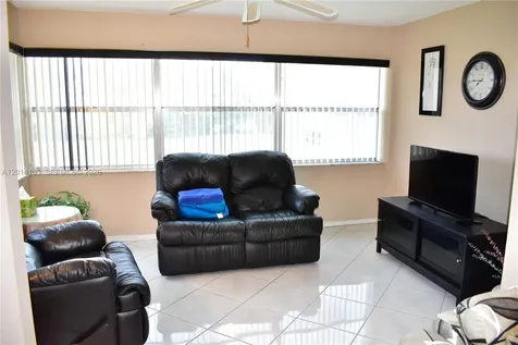 9541 Sunrise Lakes Boulevard Sunrise FL 33322