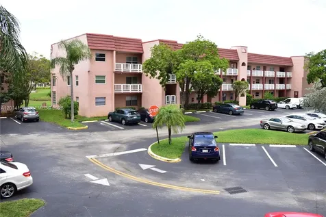 9541 Sunrise Lakes Boulevard Sunrise FL 33322