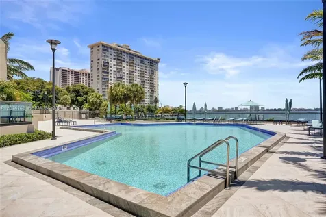 11113 Biscayne Boulevard Miami FL 33181