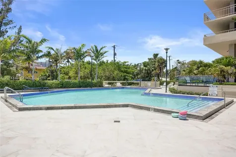 11113 Biscayne Boulevard Miami FL 33181