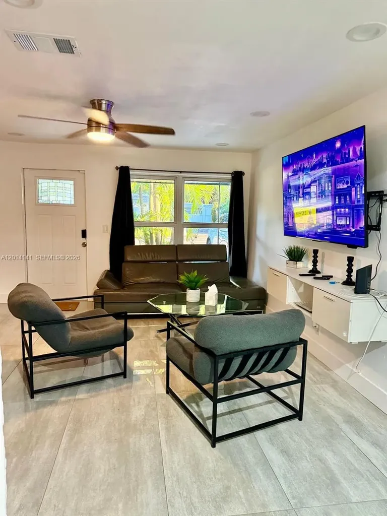5737 Freedom Street Hollywood FL 33021