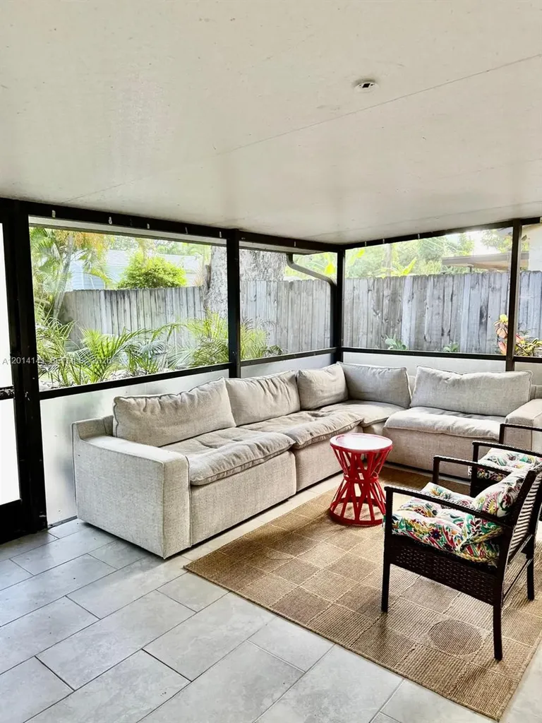 5737 Freedom Street Hollywood FL 33021