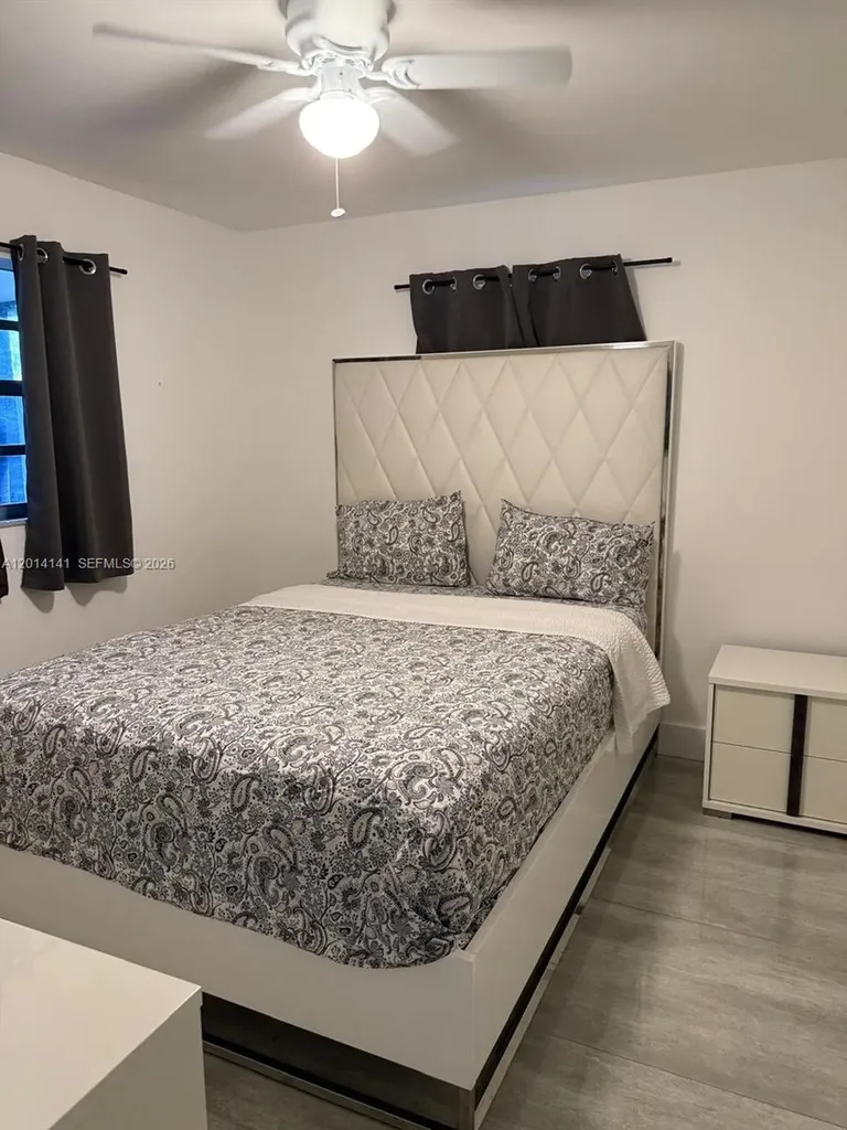 5737 Freedom Street Hollywood FL 33021