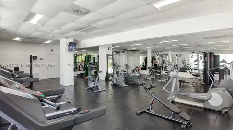 5601 Collins Avenue Miami Beach FL 33140