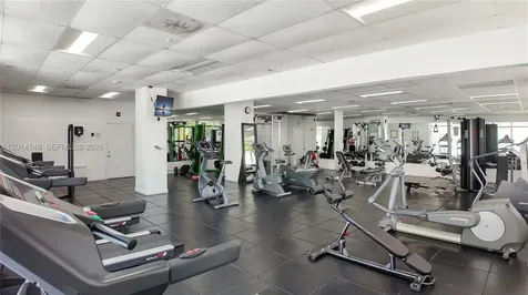 5601 Collins Avenue Miami Beach FL 33140