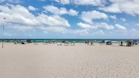 5601 Collins Avenue Miami Beach FL 33140